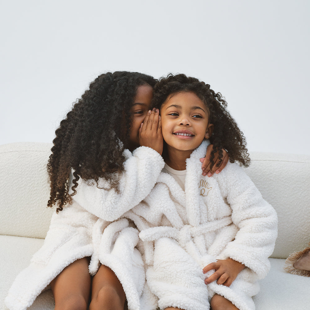 The Kids Chasa Robe